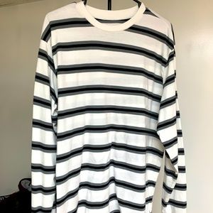 Men’s Striped Long Sleeve Shirt (Size Large)